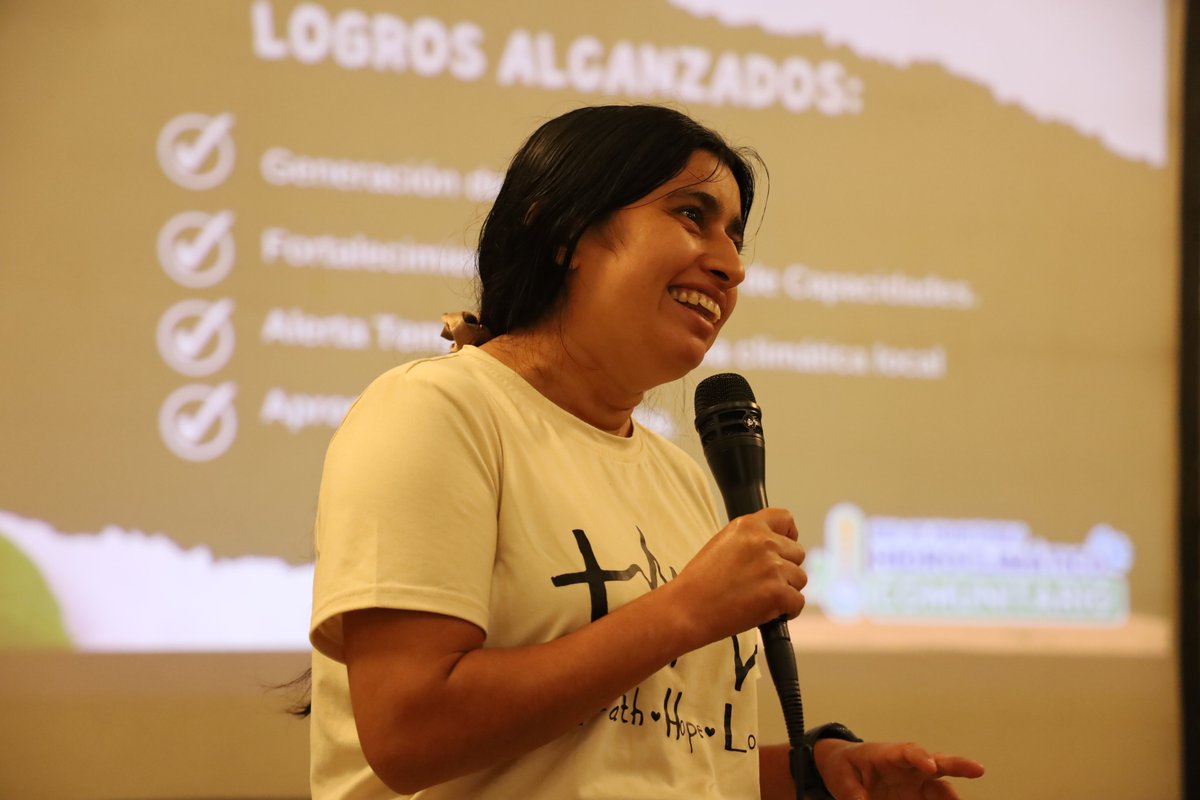 UNES_ElSalvador's tweet photo. La protección de nuestra casa común es una agenda viva que construimos juntos día a día. #TerritoriosQueInspiranVida #PorLaNaturalezaTeUNES #FlorecemosJuntas https://t.co/kXSGl1ukKr