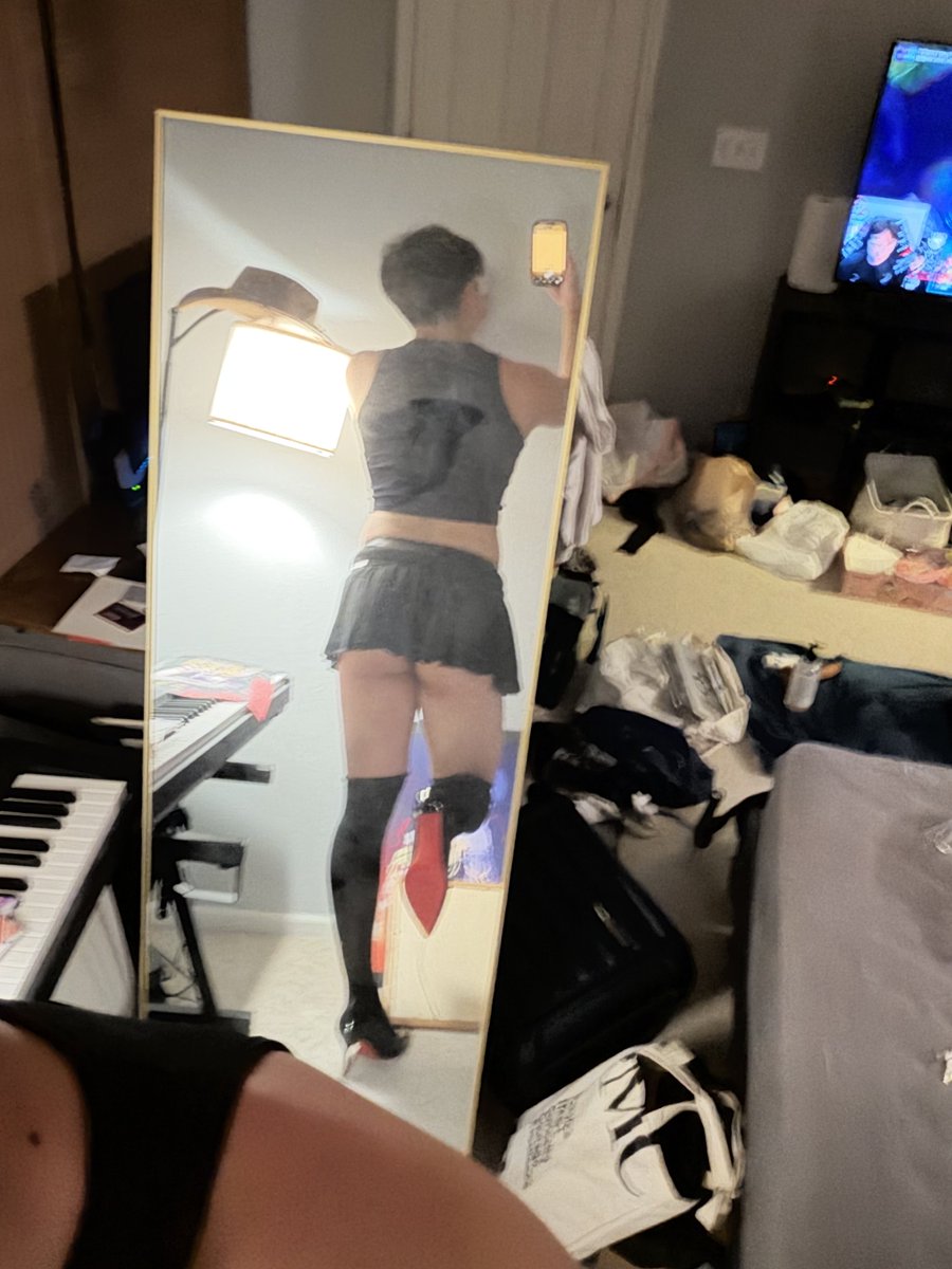 Sissy_Jadeyy's tweet photo. It's hump day.... who's gonna hump me? #sissy #femboy #asian https://t.co/OcExqaapfk