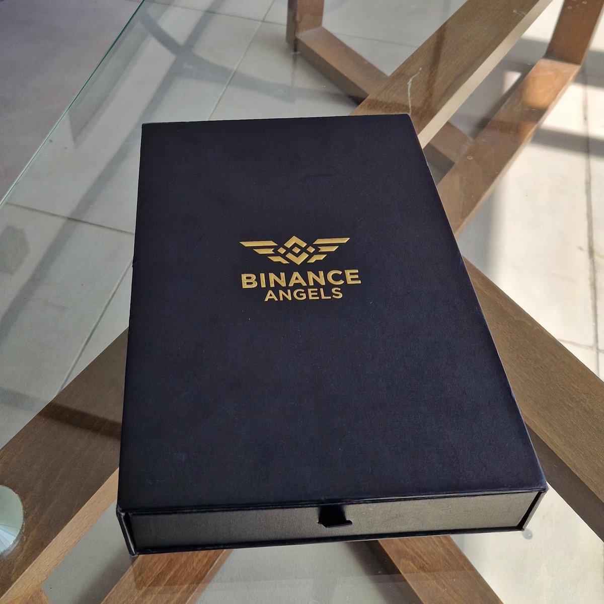 rd_mouad's tweet photo. Achievements are meant to be shared. Not because they define everything, but because the journey behind them does, so I’m more than happy to share this milestone with the community as part of one of the most meaningful chapters of my professional journey so far, being the @binance Community Dynamo for MENA for 2025.

Before anything, I can't write this post without mentioning @Moexba , that one guy backing me during that year and before, and the first to give me a chance, trust me, and believe in my potentials, true leader and an awsome friend whom I consider myself lucky to have worked with. Thank you for everything my bro 💛🙏

Working with @FarranTarek, @WessalGamal and my team taught me that being productive is never against having fun enjoying your time, you're there for the team and the team is there for you, that's how we get things done.

You'll never know what the future holds but you have all the time to sit and check the past, to be proud of it, and to cheer with those who mean the most to you. Special thanks to you guys @RachelConlan, @satoshisgf, @0xMoors, @AitidarOn_BSC, @IElkef, see you next time.