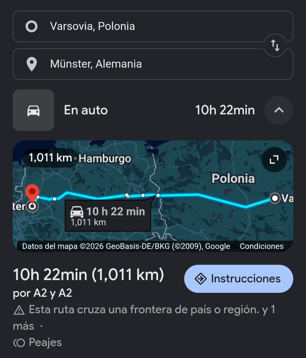 Paquillomorro's tweet photo. @TheWarningDaily Vamos Rudy, que genio eres, de Copenhagen a Varsovia pasando por Alemania, para después regresar de Varsovia a Münster, Alemania con un trayecto de más de 1000 km y más de diez horas de traslado en menos de un día para llegar a tiempo. En espera de los Rudylovers 🤦 https://t.co/VBqo9TaDTv