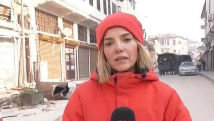 tmuhalefet9's tweet photo. Cumhuriyet Gazetesi Muhabiri Gülnur Saydam “Yurttaş meydana gelen saldırılar arasında yaşam mücadelesi veriyor: Çetelerin yeni adresi İstanbul'un gözde semti Göktürk mü?"  başlıklı haberi nedeniyle gözaltına alındı.