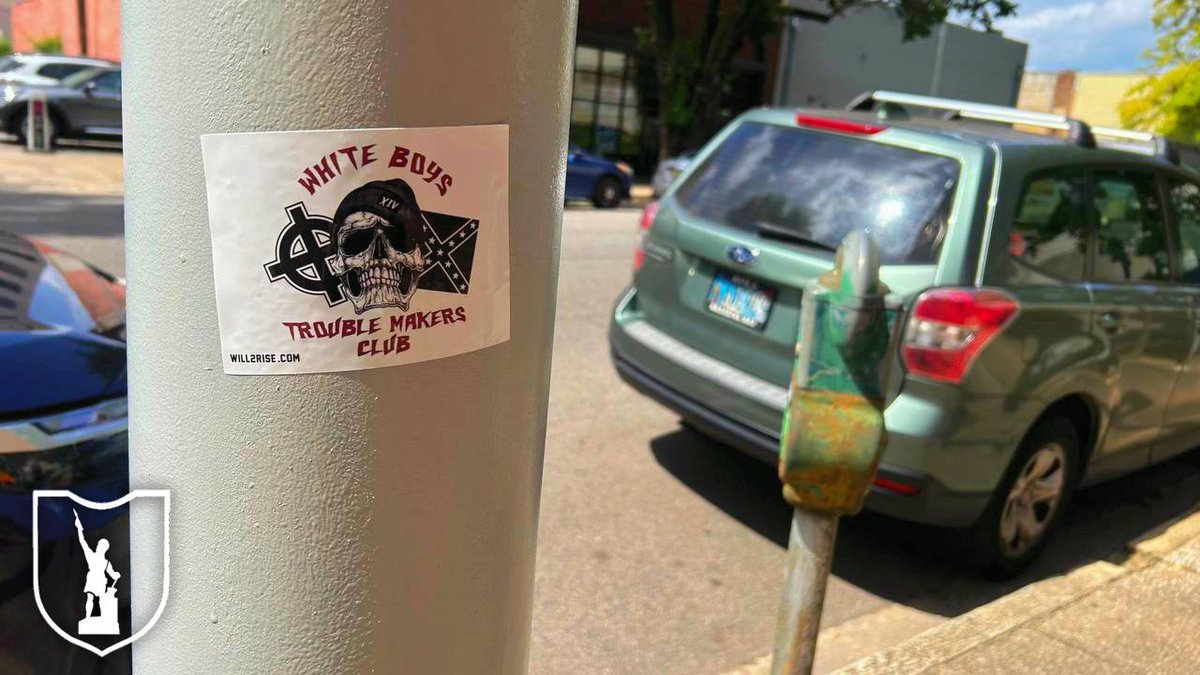 UnitedYouthXIV's tweet photo. 📍Birmingham, Alabama

Alabama Youth members met up and placed promat in Birmingham, Alabama. 

Get active White Man, fight for your people. Message @UYVET on Telegram. #alabama #birmingham https://t.co/pIaJJoJWJB