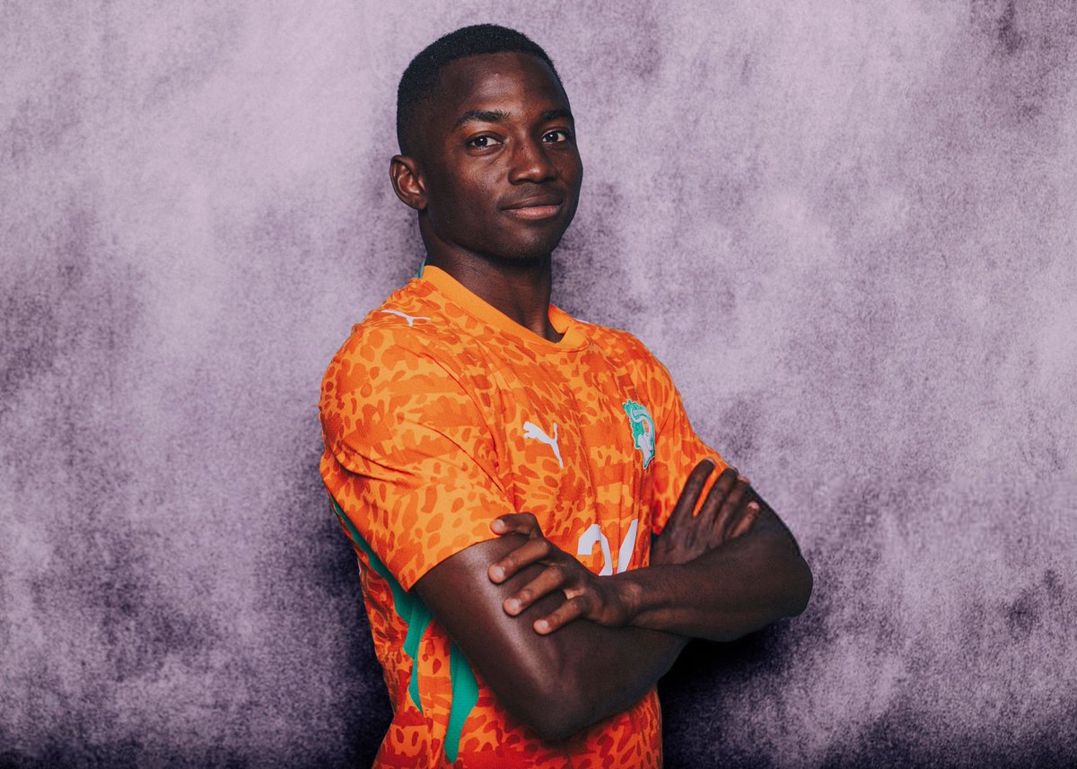 ActuFoot_'s tweet photo. 🚨🚨 BAZOUMANA TOURÉ 🇨🇮 (20 ANS) VA SIGNER À NEWCASTLE !!! 🖤🤍

Montant du transfert : 50 M€. 🤑

🗞️ @Plettigoal https://t.co/unPE8OH96d