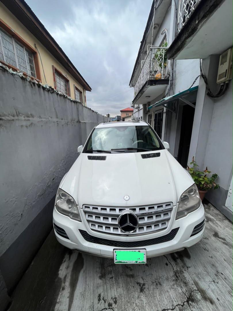 Carsnationn's tweet photo. Super Clean ML350
2010
Price:9.5M
At Lagos
Everything Blessed https://t.co/OynOyIMoCF