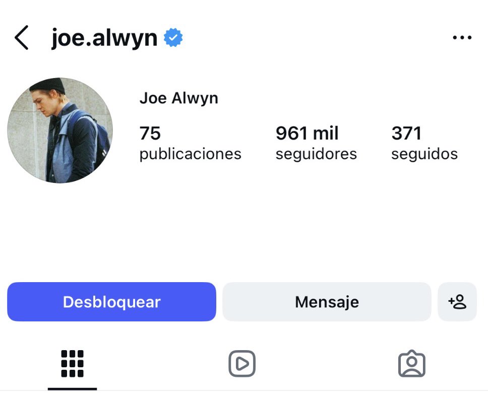 folksrswift's tweet photo. en apoyo a la selección mexicana y a taylor swift, he decidido bloquear a joe alwyn https://t.co/84zCOaKHzb