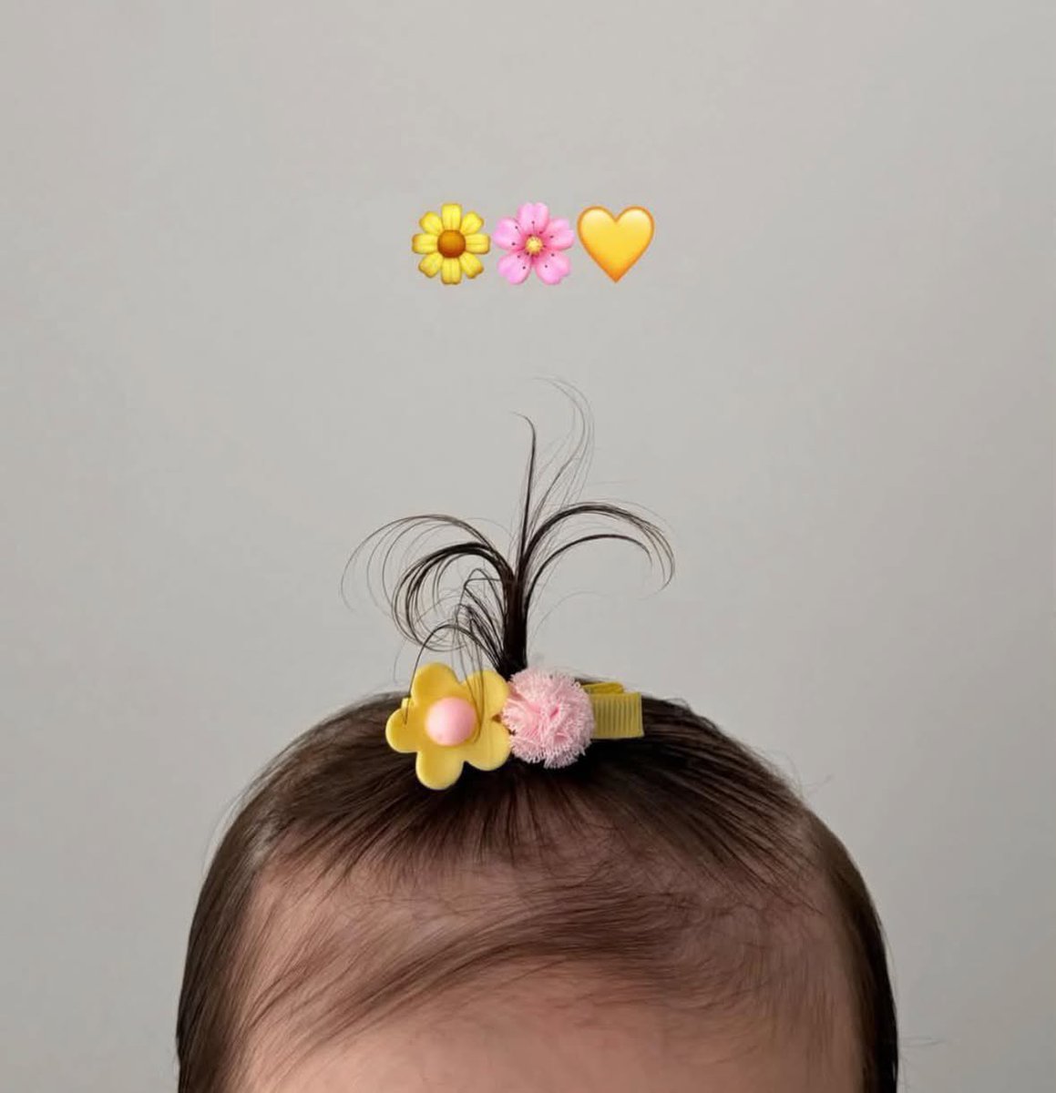 Shdenii's tweet photo. 🥹🤏🏻💕 https://t.co/PIp5VSjNEI