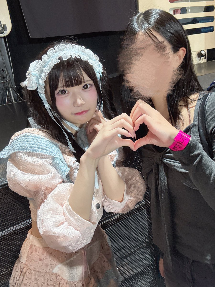 aogz4c's tweet photo. 透泡ｳﾀさん🫧
加工いらずのお顔で透明感凄かった
ハートにしよう！って言ってくれてとてもキュンでしたかわいい🫶🏻︎🩵
#うたと泡沫時間 https://t.co/4UIql9vFf3