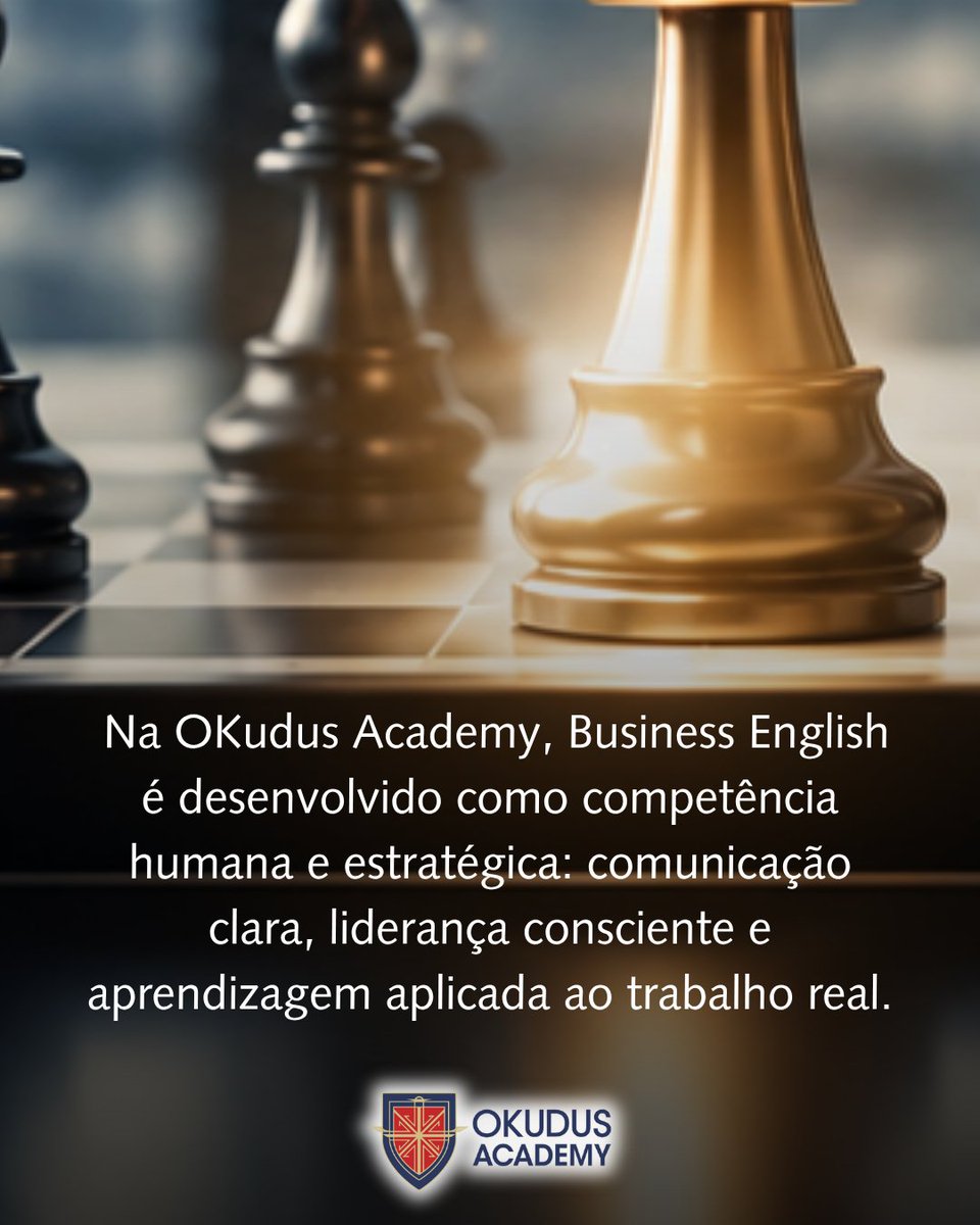 OKudus_English's tweet photo. .
Business English não é sobre perfeição. É sobre impacto.
.
Você não precisa soar nativo. Precisa ser compreendido.
.
Muitos profissionais ainda confundem #InglêsCorporativo com performance linguística impecável. Mas, no ambiente global, a pergunta mais importante não é: “eu pareço nativo?” É: “minha mensagem foi compreendida?”
.
No #BusinessEnglish, clareza é uma competência estratégica. Ela influencia reuniões, negociações, apresentações, feedbacks, decisões e relações entre pessoas de culturas diferentes. Quando a busca pela perfeição ocupa espaço demais, a #Comunicação perde presença.
.
Profissionais que crescem internacionalmente não são os que falam sem erro. São os que comunicam com intenção, escutam com precisão e reduzem ruídos. Isso fortalece #Liderança, #Carreira e posicionamento profissional.
Na OKudus Academy, desenvolvemos #Inglês, comunicação e aprendizagem consciente para o trabalho real.
.
Continue evoluindo sua presença profissional com mais clareza, confiança e estratégia.
.
- - - - - - - - - - - - - - - - -
.
→ INGLÊS para CARREIRA
https://t.co/AROBAmjdS5
.
- - - - - - - - - - - - - - - - -
Crislei Leonel
&
OKudus Academy
. . .
https://t.co/BkASw4Afdp
Inglês & Carreira
& Neurolinguística
. . .
→ L I V E ←
(direto de Londres)
.