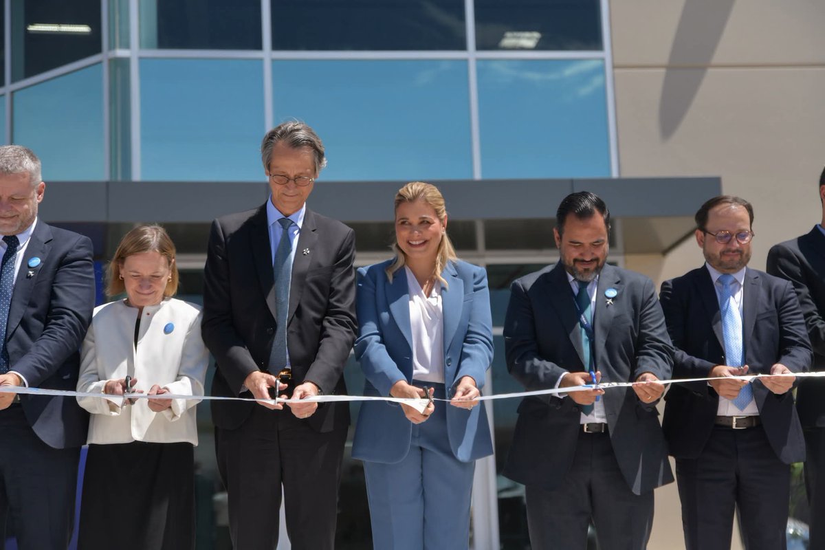 MaruCampos_G's tweet photo. Hoy me dio mucho gusto acompañar a Safran en la inauguración de su quinta planta en la capital y la número 13 en nuestro estado, una inversión que fortalece nuestra industria, impulsa la innovación y genera nuevas oportunidades para las familias chihuahuenses.

Felicidades por este nuevo paso y gracias por seguir confiando en el talento de las y los chihuahuenses. Después de 35 años de trabajo conjunto, Safran es parte del desarrollo que hoy consolida a Chihuahua como líder nacional en la industria aeroespacial. ✈️

Seguiremos trabajando para que más empresas sigan encontrando en Chihuahua las mejores condiciones para invertir, innovar y generar oportunidades para nuestra gente.

¡Cuenta conmigo!