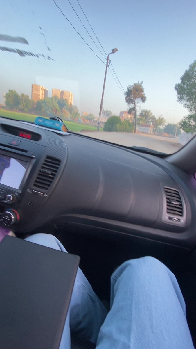 the_ibrvhim's tweet photo. دامب فرحي النهاردة ( خلصت برينسيبال ) https://t.co/pFDmCJBIjR