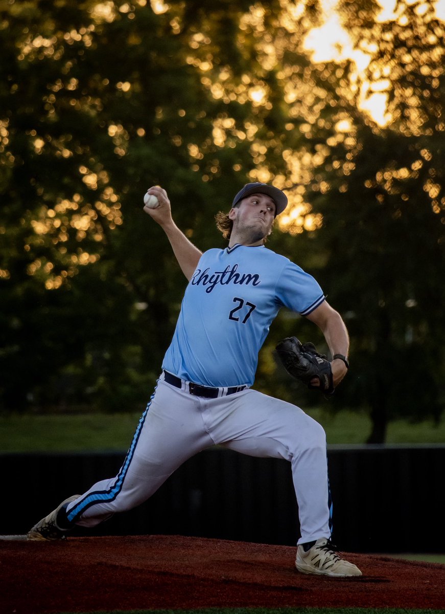 fullcountrhythm's tweet photo. It’s GameDay- make plans to be at Drakes Creek tonight!
7:05 first pitch! ⚾️

📸 @goldenbellphotography 

#rhythm #fullcount #gameday #collegebaseball https://t.co/DKj14nrmga