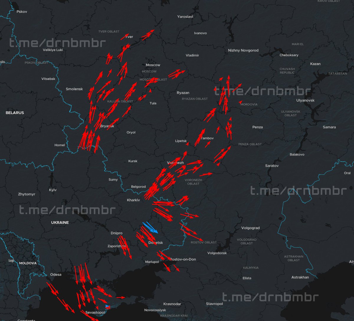 DrnBmbr's tweet photo. 🇺🇦23:20 | 01/07

Approximate flight routes of our UAVs:

🔴 Red arrows — directions of strike UAV movement;

🔵 Blue arrows — directions of jet-powered UAV movement;

According to Russian sources, around 350 drones were reported, though these estimates and the displayed routes remain highly approximate.