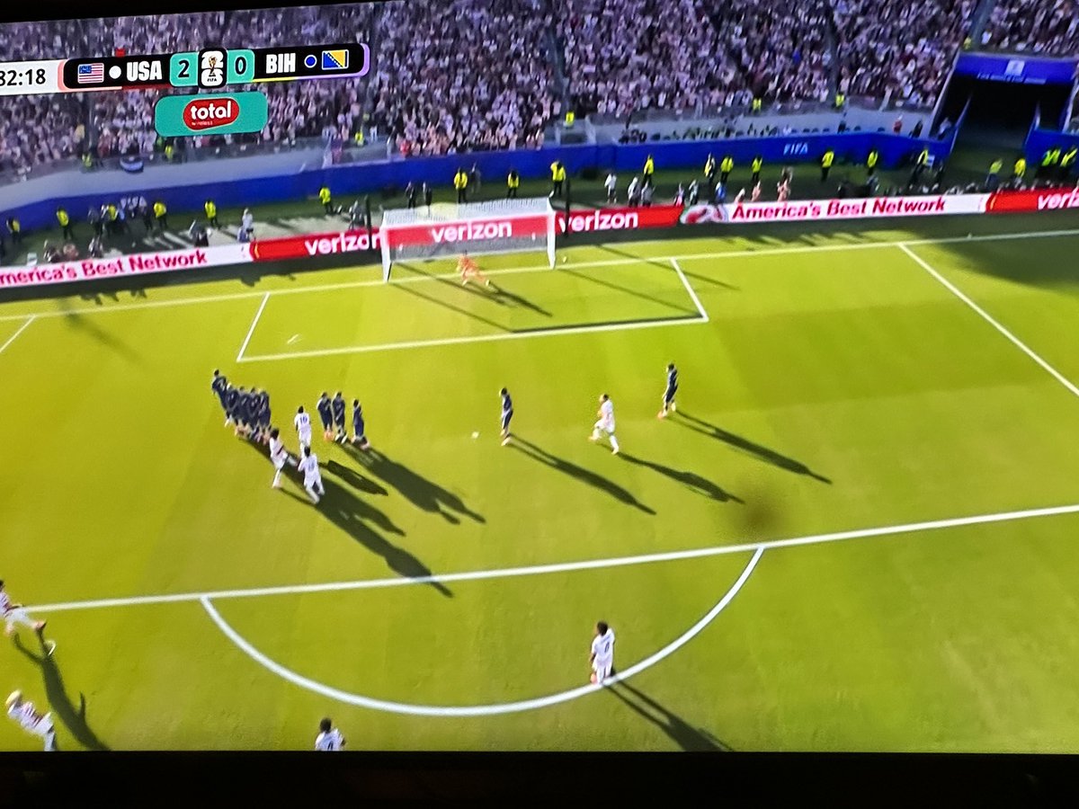 FernandoFiore's tweet photo. DOS A CERO 
#usa arriba #worldcup https://t.co/0otK2H9GUn