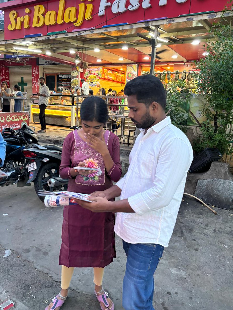 subbarao8384's tweet photo. CHHATRON KI GOONJ 1day (విద్యార్థి గర్జన) https://t.co/eSyniExQoq