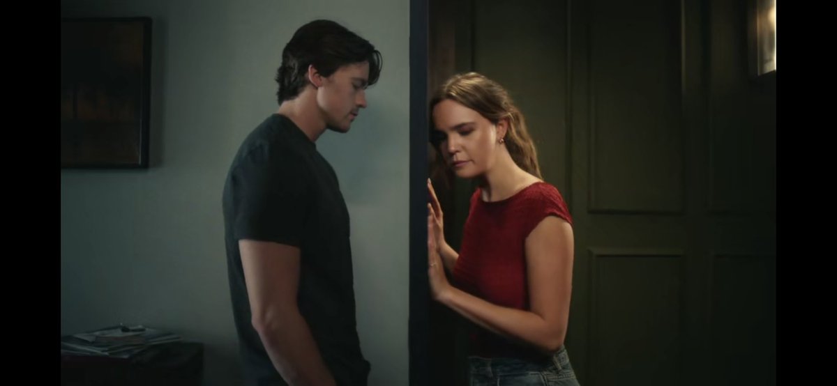 oluchinosa's tweet photo. Oh this was such a refreshing watch
I love how colorful the scenes were
I love how the scenes were so quiet, even when they were talking...the gaps made it feel all so real
I love how the leads actually talked
I really love how watching this made me feel🥹❤️ https://t.co/CEre67HgLr