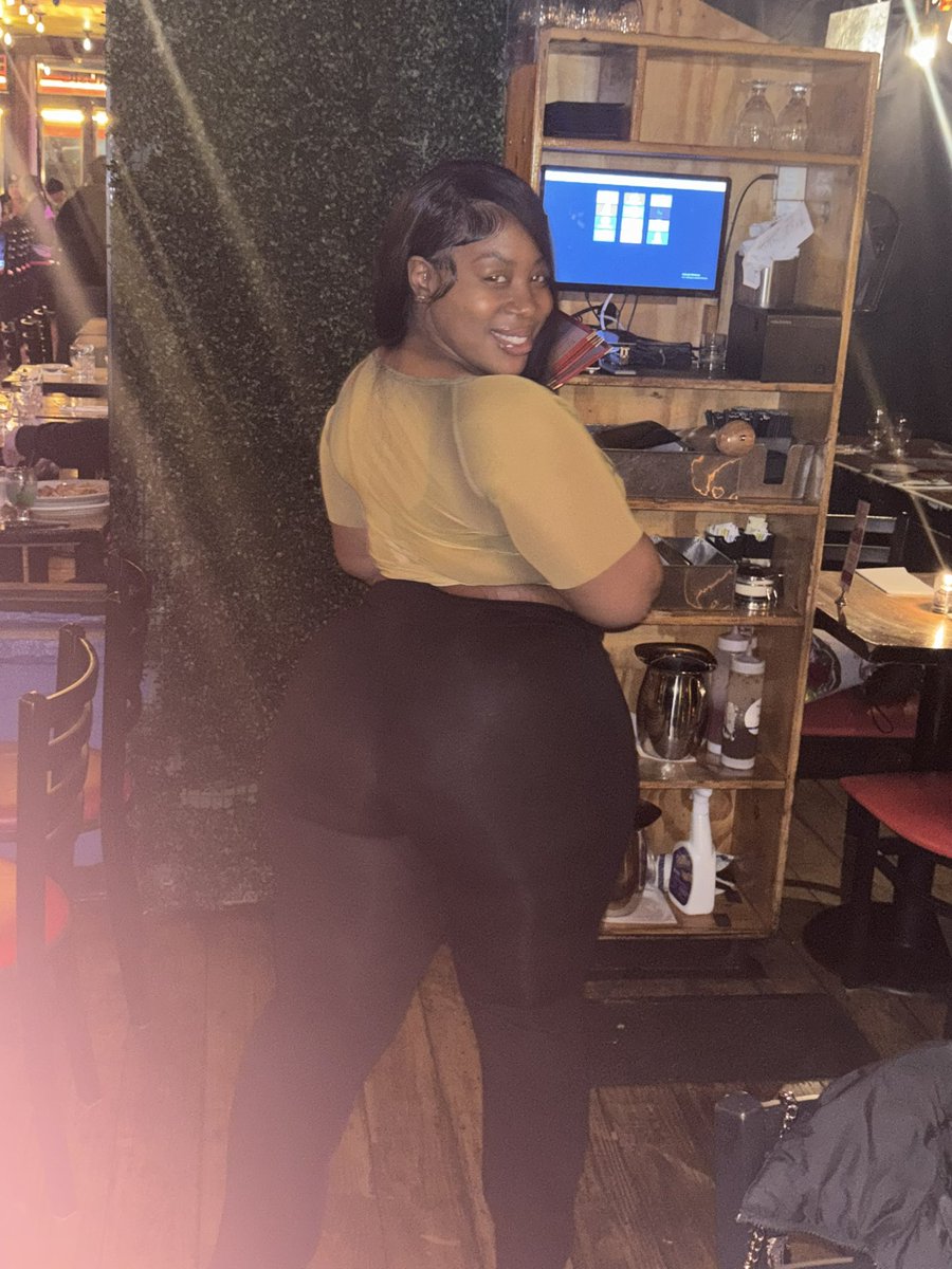 THICKASSASIAA's tweet photo. Ready spaghetti 🍝 https://t.co/AqRQuxNU9f