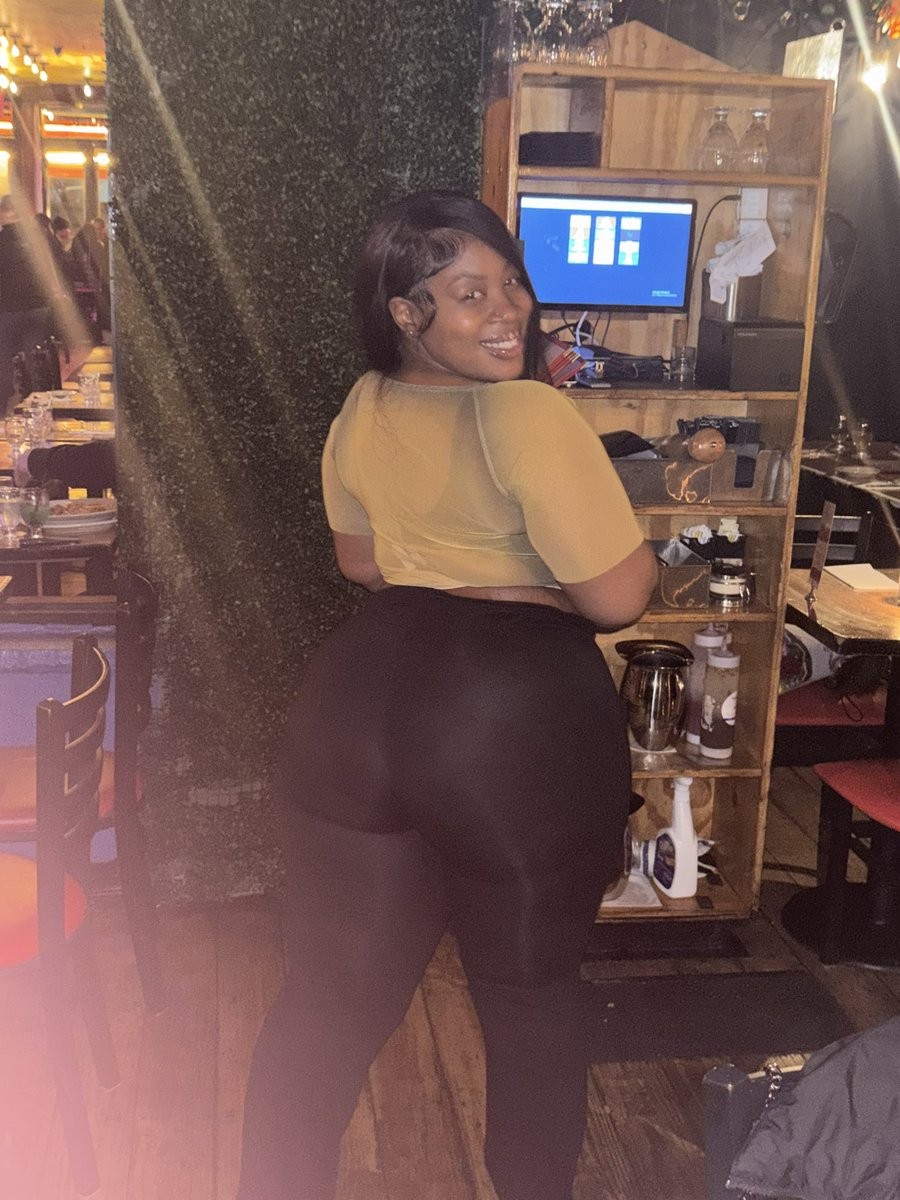 THICKASSASIAA's tweet photo. Ready spaghetti 🍝 https://t.co/AqRQuxNU9f