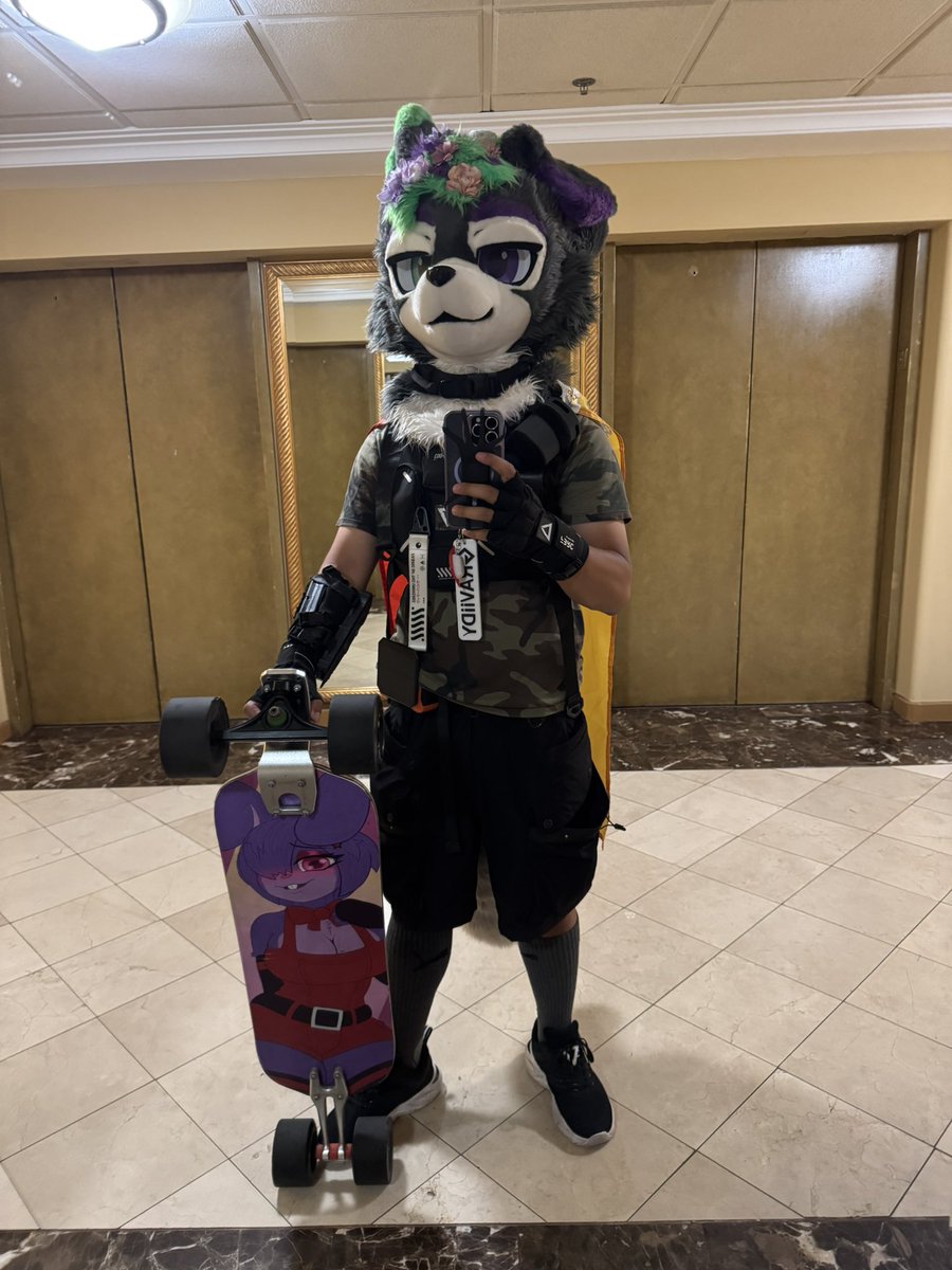 graviidywolf's tweet photo. Ready for ANTHROCON! :3 https://t.co/BEDWvRukfK