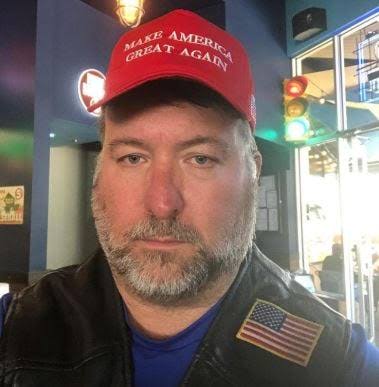 rickjeff78's tweet photo. "Trump insults people I don't like and it makes me giggle, so because of that he's allowed to steal billions of dollars." https://t.co/YOgrR7WcuU