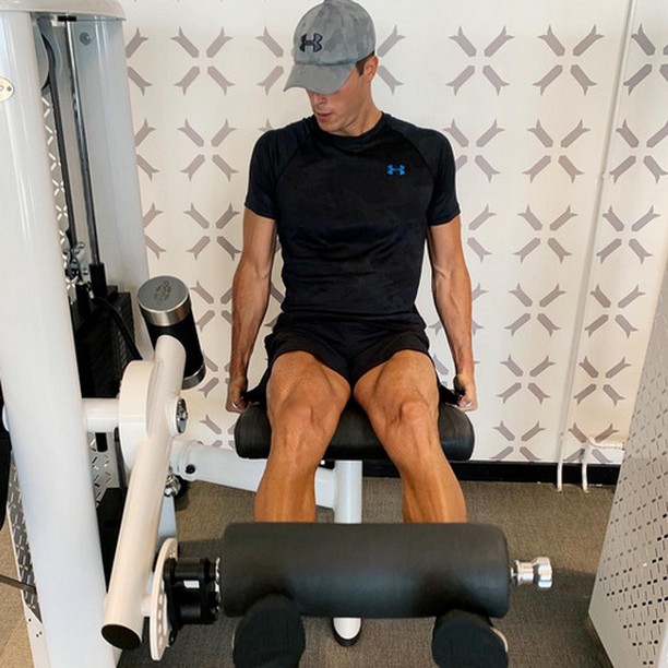 SalzAlan's tweet photo. Workout down in the basement gym. The gym is air-conditioned. Doing some leg work.
May have to run on an indoor track tomorrow. It is going to be HOT!
#HomeGym #LegWork #AirConditioningYAY https://t.co/9VOeXXDnt4