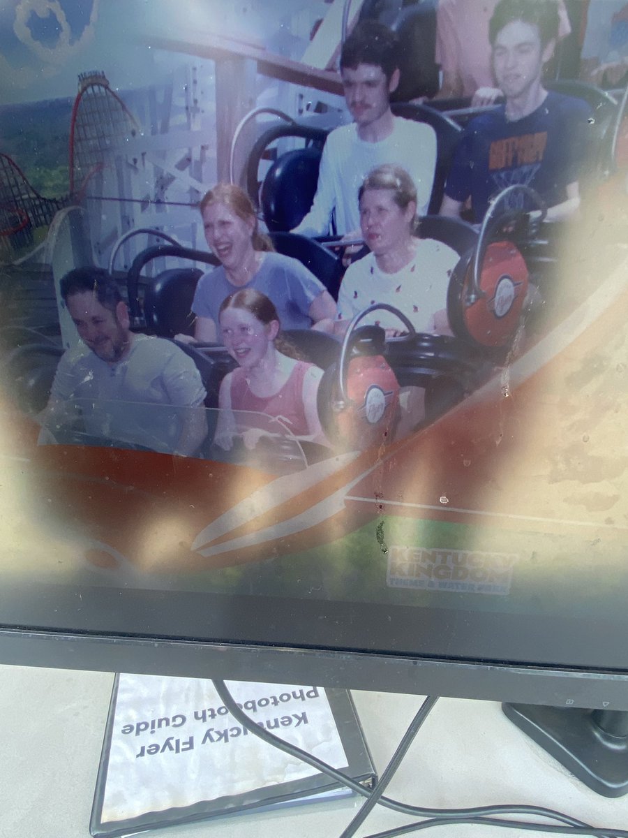 lewiscshepherd's tweet photo. When we planned this trip to @KentuckyKingdom I did not expect it to be as fast as it was. We did everything we could in 3 hours and to be honest, this didn’t give me as much of a headache as holiday world did when we went in 2024. I would say this trip was still worth the time. https://t.co/78gfI9q07c