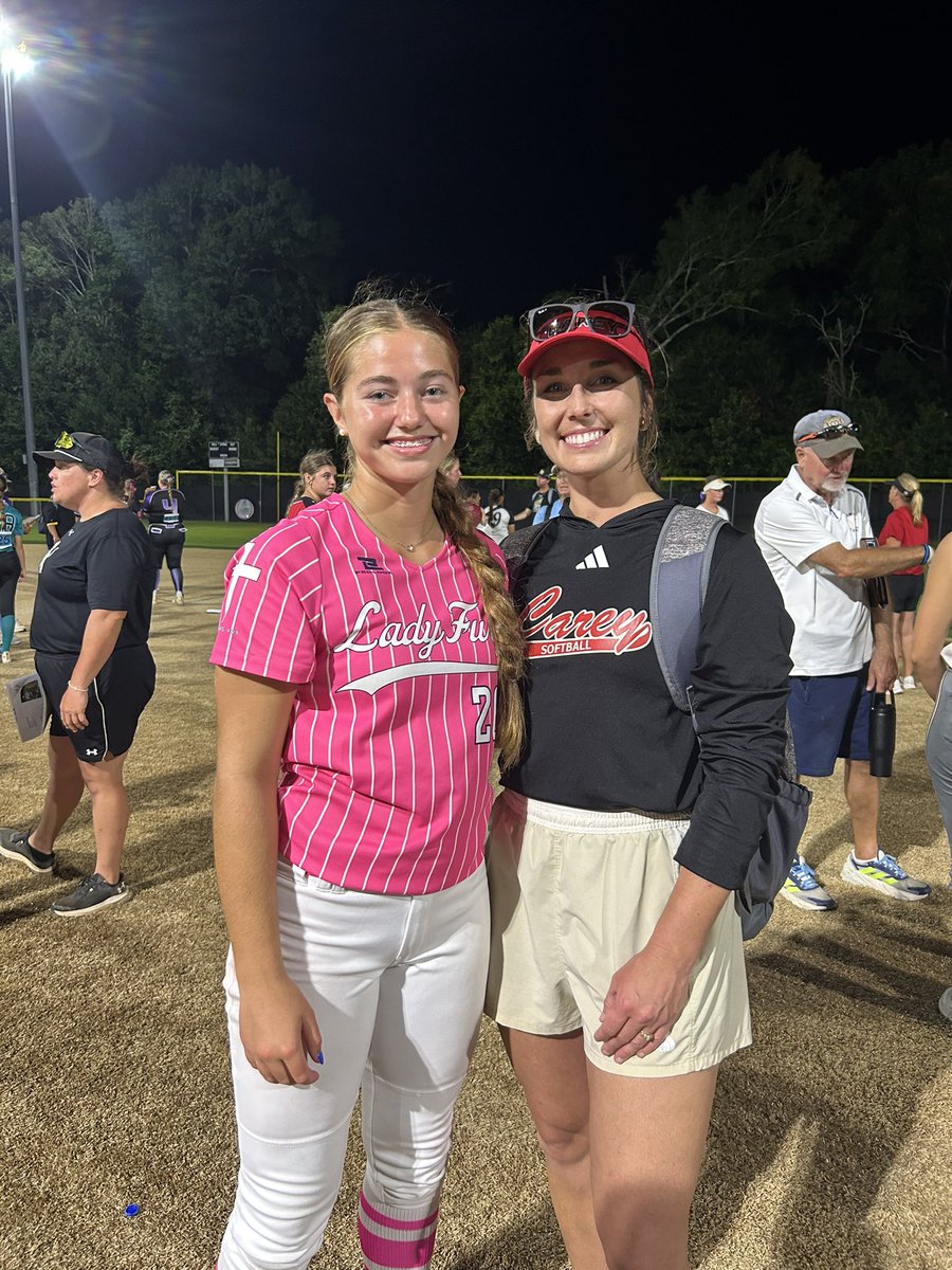 raeganharrell26's tweet photo. Great experience at the USSSA Capitol Summer Showcase camp this past weekend. Thanks to the coaches for your time and feedback! @mstine22 @TylerDobson25 @Coach_AVazquez @HannieB08 https://t.co/cD7rCyPKV8
