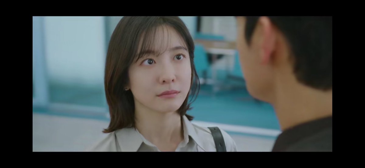 oluchinosa's tweet photo. Currently watching See you at Work Tomorrow (Kdrama) https://t.co/fwZqXSLjEI