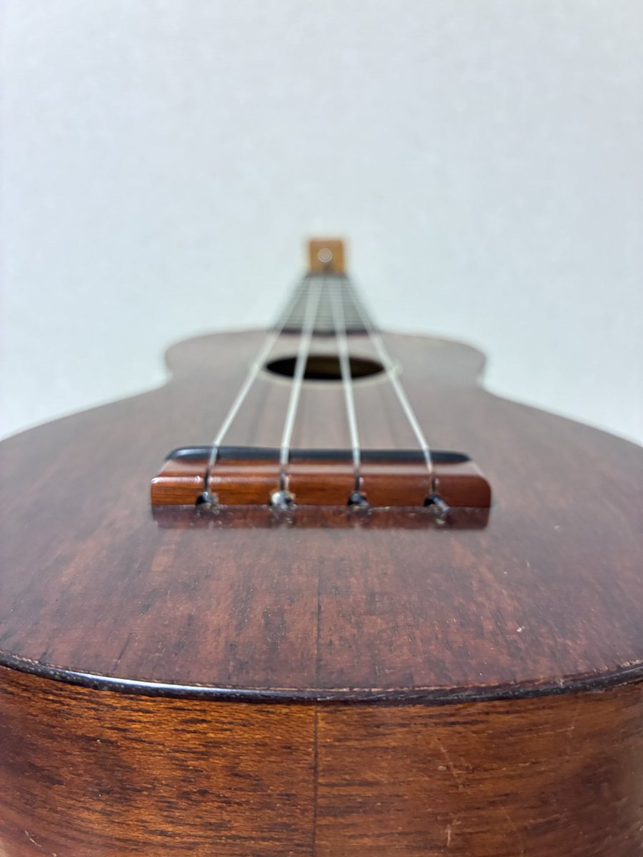 ukuleletime2012's tweet photo. おはようございます🌞🌞

生乳ヨーグルトという友人が関わっている製品があるのですが、ヨーグルトを食べ終えた後の瓶に鶏胸肉を一口大に切ったものを入れ塩胡椒と料理酒を適量入れて蓋して振って冷蔵庫に入れてワクワクを作って今日も楽しく過ごします笑。

本日は午後から個人レッスン4本です。 https://t.co/H7xdRsQJ0H