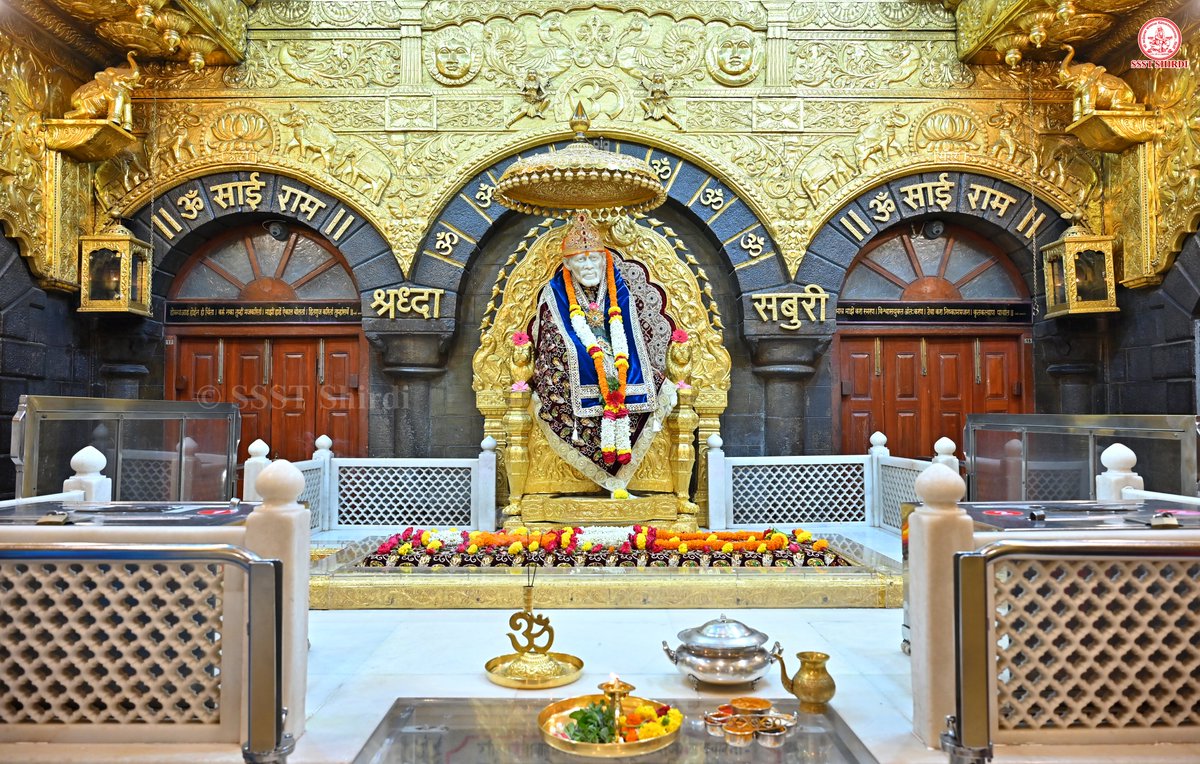SSSTShirdi's tweet photo. *!! ॐ साई राम !!*
*श्री साईबाबा संस्थान विश्वस्त व्यवस्था,शिर्डी*
*!! ॐ Sai Ram !!*
*Shri Saibaba Sansthan Trust, Shirdi*
≈≈≈≈≈≈≈≈≈≈≈≈≈≈≈≈≈ 
*आरती :-शिर्डी माझे पंढरपुर*
*गुरुवार ०२ जुलै २०२६*  
*Aarti :-Shirdi Majhe Pandharpur*
*Thursday 02 July 2026* https://t.co/Vpn2hIligb