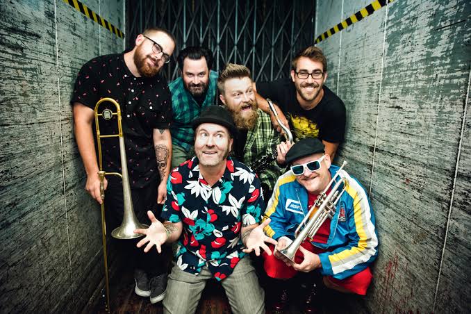 another day in paradise reel big fish Reel Big Fish en el 3 x 1 COVERS @plug_punk 1 - Take On Me - Reel Big Fish  (A-HA Cover) 2 - Another Day In Paradise