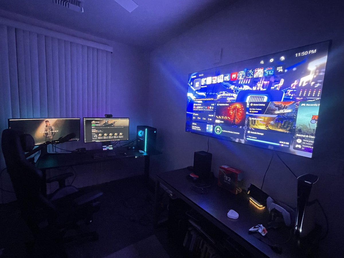 Assassin_757's tweet photo. Before and After!
New setup will be streaming with this year!!
#GamingSetup #BattleStations https://t.co/D3EnEfPuqD
