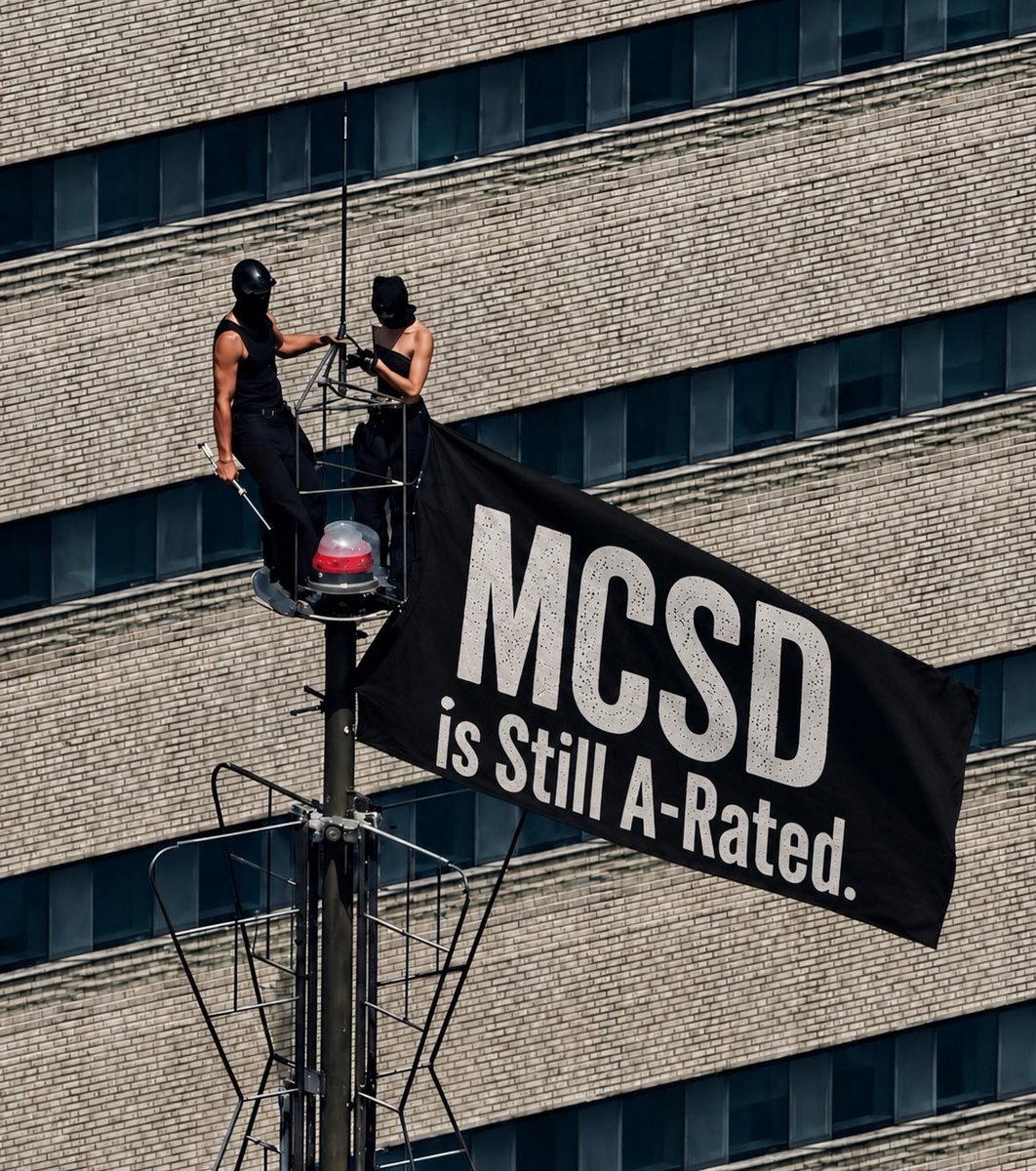 MCSDFlorida's tweet photo. Tell a friend. 😉
Back-to-back A-rating. Worth the hype. Enroll today: https://t.co/LcNLe9fjnE
#ALLINMartin👊 #PublicSchoolProud #MartinMeansMore https://t.co/USVNKmbHjX