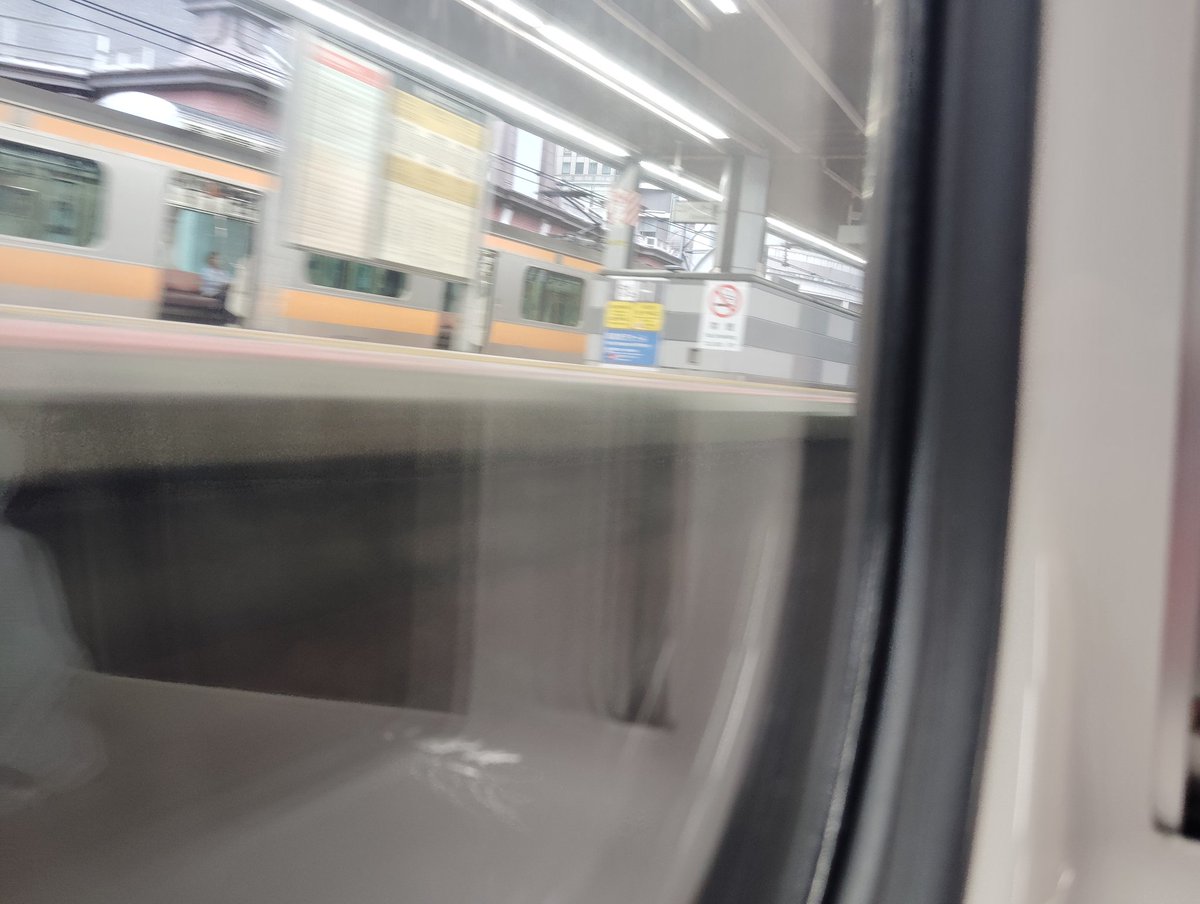 kuni_ani's tweet photo. 今日は朝から女医さんと談笑してからのちょっぴり西東京方面へお散歩だよ、りありん🏄️ https://t.co/fx4pvyyeFl