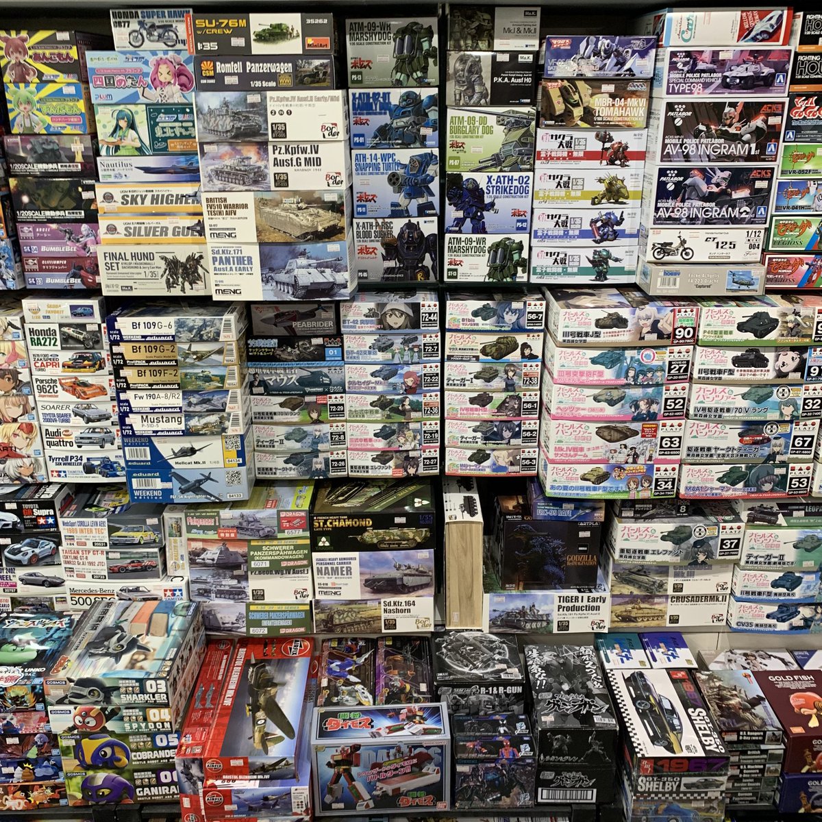 hscontrapposto's tweet photo. お早うございます。米沢市の制作スペース付き模型店【コントラポスト】です。

7/2(木)、10:15〜21:00迄の営業を開始致しました。事情により、制作スペースの席数は3席のみに制限中。

デスクワークを頑張ります。

では、今日も一日、根性でいきましょう〜(´∀｀) https://t.co/sSEyFjcEMb