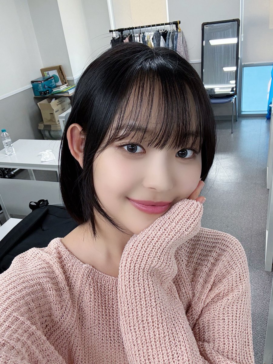 ATiny_WayZenNi_'s tweet photo. Happy Yujeong Day June 14, 2004 #LeeYujeong #lightsum #sumit #kpop #idol #singer #happyYujeongday https://t.co/6CQfCYW12a