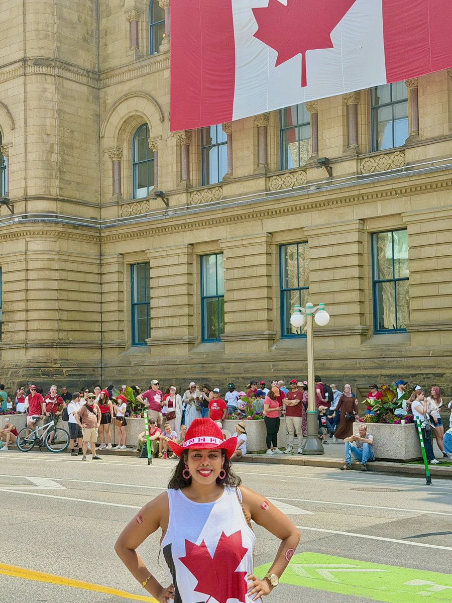 Mesidesta's tweet photo. Happy Canada Day ! Beautiful country 🇨🇦 https://t.co/kY0FMaQ6wy