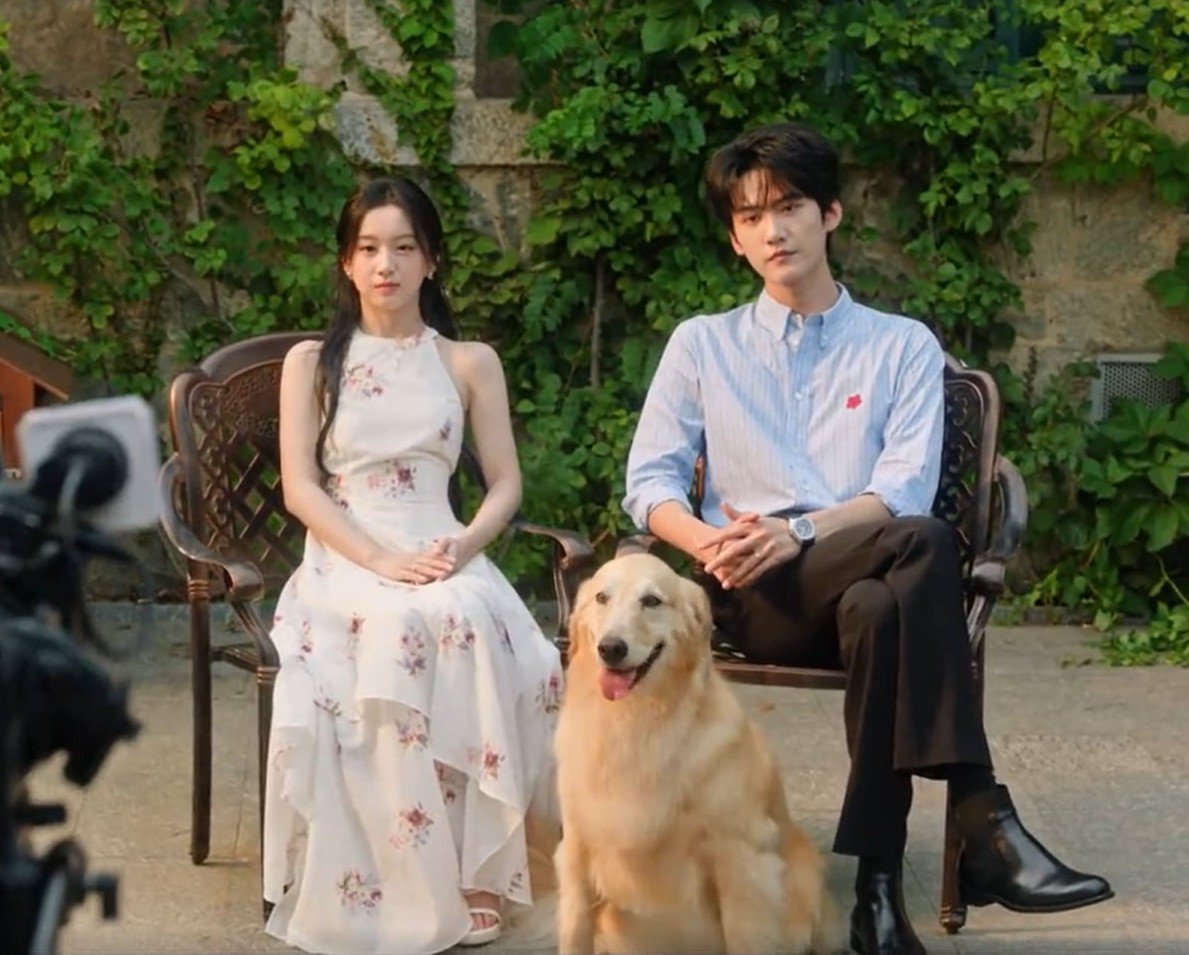 heartlesszekehu's tweet photo. their complete family - lu xixao, zhou wan and their child zhou xiaoliu 🥹✨

#NeverEndingSummer #ZhouKeyu #BaoShangen https://t.co/4TtfSLtK9K