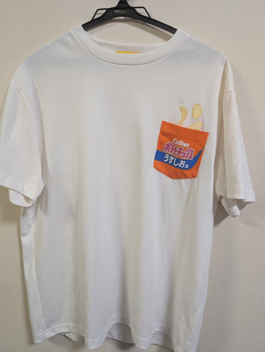 take_take162's tweet photo. カラー成分はこのTシャツで援護する！！

#Calbee 
#ポテトチップス
 #今日のTシャツ https://t.co/si9ZwVQf8o