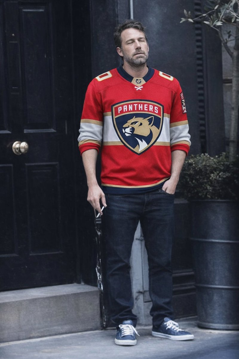 A_U_GRL's tweet photo. @PuckPedia Still crying over here
😭😭😭 @FlaPanthers #Sergeibobrovsky #myfavorite #notok https://t.co/22xa2aR35y