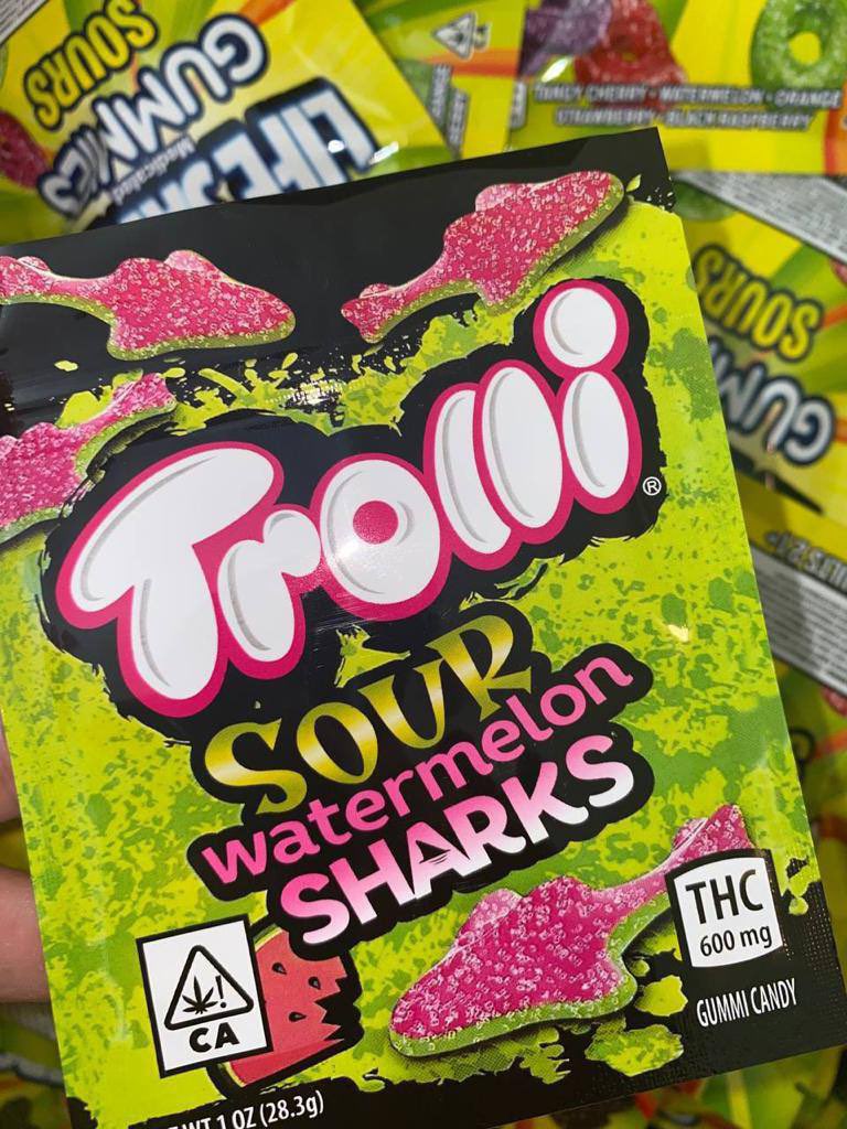 MikeBurke86's tweet photo. Edibles 
#gay https://t.co/t9R8PeJYWv
