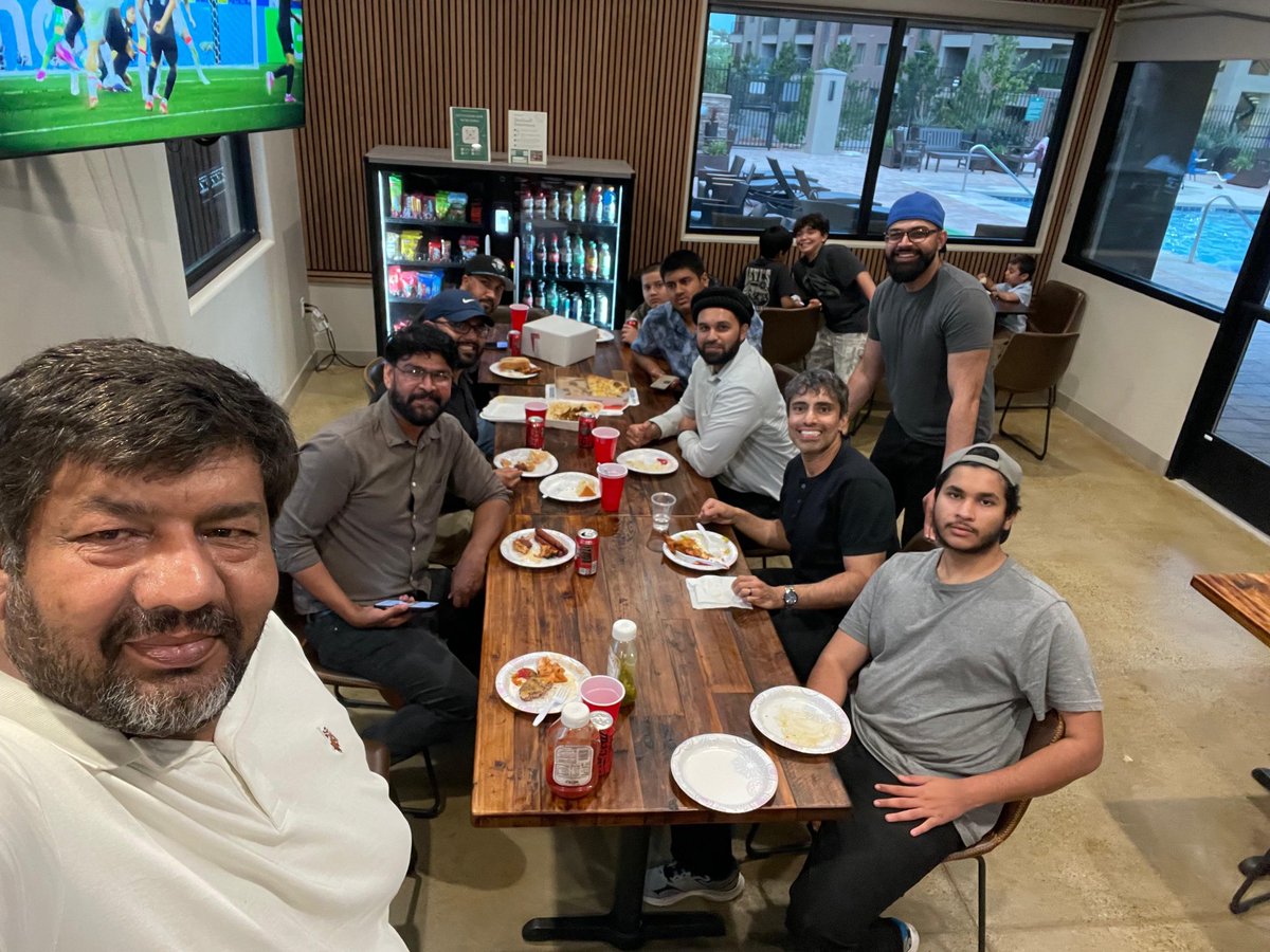 AMCTucson's tweet photo. Our #Community in #Albuquerque held a barbecue and general body meeting over the weekend, Alhamdulillah. We were able to do some outreach to the local #Muslim community and reconnect with some members after a long time.
May Allah continue to bless and expand our community. Ameen https://t.co/Irq94js0Yd