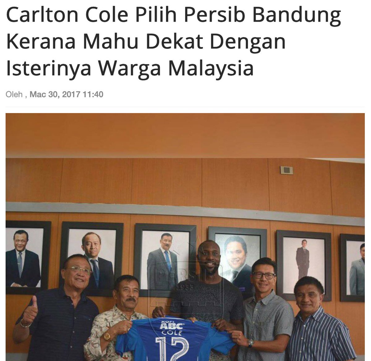 HarimauAbroad's tweet photo. Yes, Carlton Cole married a Malaysian. 

Their sons are also eligible to play for England, Nigeria and Sierra Leone. https://t.co/tNz3uwP40S