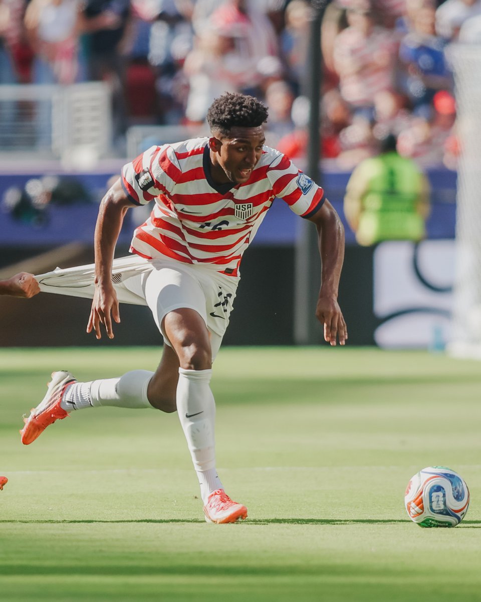 USMNT's tweet photo. Dig in. Find a way. https://t.co/2GD0ETzxw1