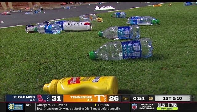 TriStar_Vols's tweet photo. And people asked why Tennessee didn’t host a FIFA World Cup Game…

Imagine if they pulled that red card here😬😬 https://t.co/xd1V1dVTfH