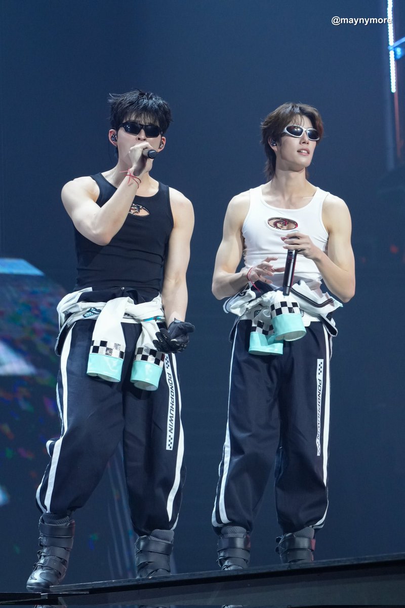 MintPPWonly's tweet photo. 2023                                      2001 &amp; 2003 https://t.co/Cob2A0MRq4