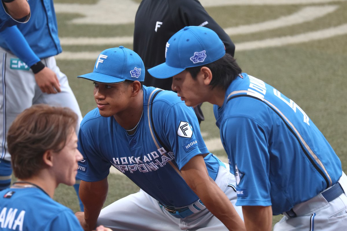 buhanasub's tweet photo. 2026.05.14 ZOZOマリンスタジアム

#万波中正
#lovefighters https://t.co/4HklfDqNfr
