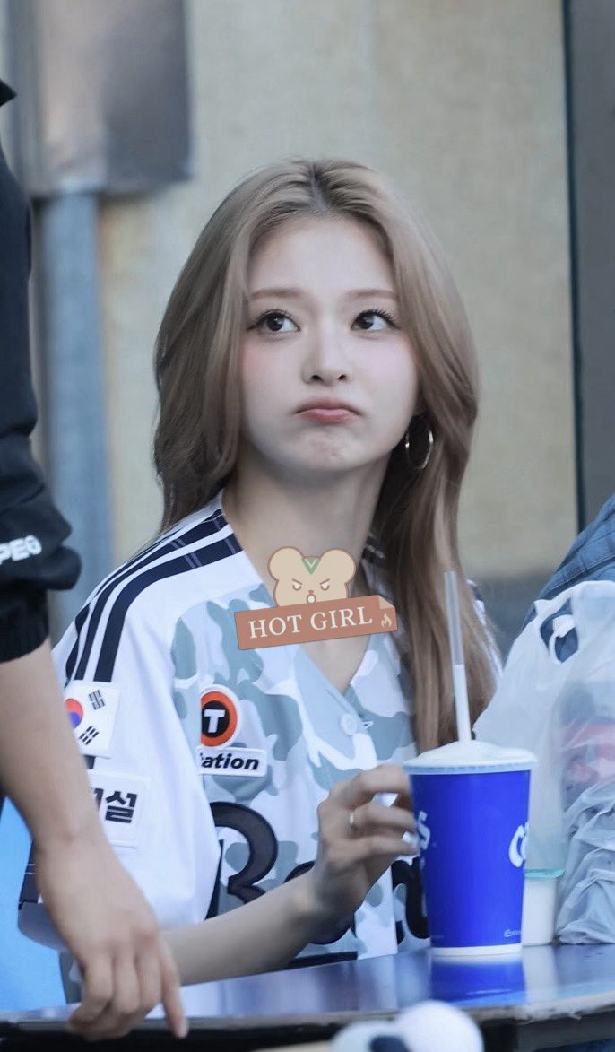 hotgirl0514's tweet photo. 260626
나경이
넘 귀여워

#프로미스나인 #이나경 https://t.co/qPFwkacit7