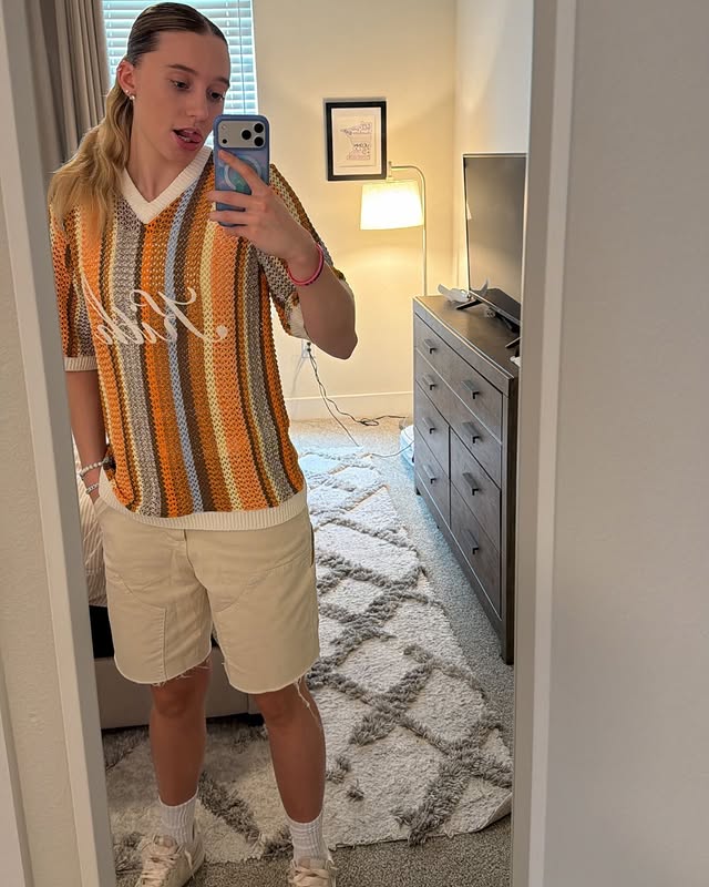 Paige Bueckers 12-8/parody tweet media