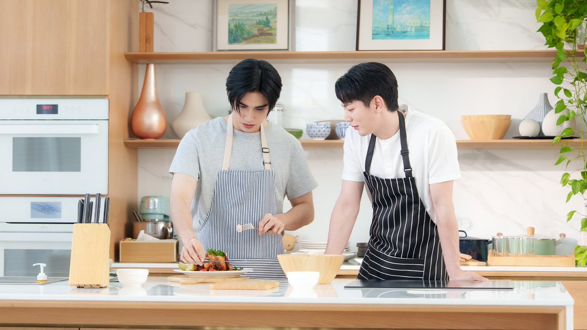 xy3126's tweet photo. พรุ่งนี้แล้ว ไปร่วมส่งท้ายซีรีย์และพาตัวละครกลับนิยายกันนะคะ 

บัตรfinal ep ยังมีให้จับจอง แอบมีกระซิบว่ามีเซอร์ไพรส์ด้วย 

#รักแห่งสีลม #LoveofSilomtheSeries 
#uppoompat #poompps #UpPoom 

จิ้มลิงค์👇
Love of Silom Final EP. Our Last Night https://t.co/pmihj1m7UY… https://t.co/lBoe9imaUN