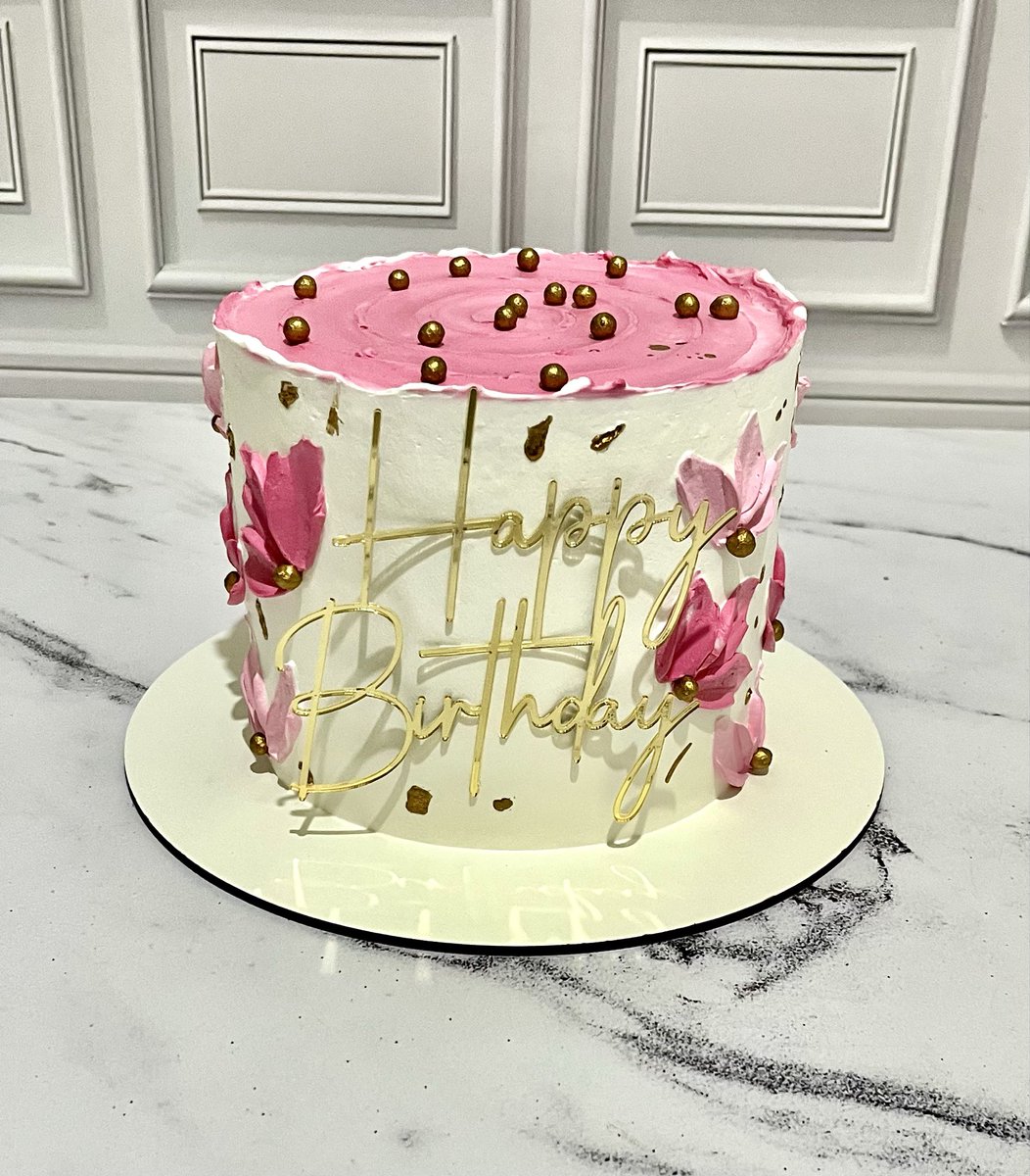 blendcacau's tweet photo. Que este novo capítulo lhe traga tudo o que você tem sonhado 🎉🥳🎈
Encomendas 🍰 (65) 99258 8824 📲 

#bday #cakeart #bolostemáticos #alegria #obrigadosenhor https://t.co/u5i0gxdw0W